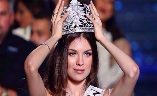 بالفيديو : حقيقة سرقة تاج مايا رعيدي بعد دقائق من تتويجها ملكة جمال لبنان