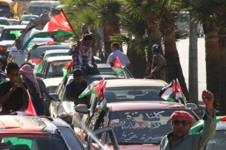 عمان : مسيرة مركبات تضامنا مع المهندسين المعتقلين عمان : مسيرة مركبات تضامنا مع المهندسين المعتقلين