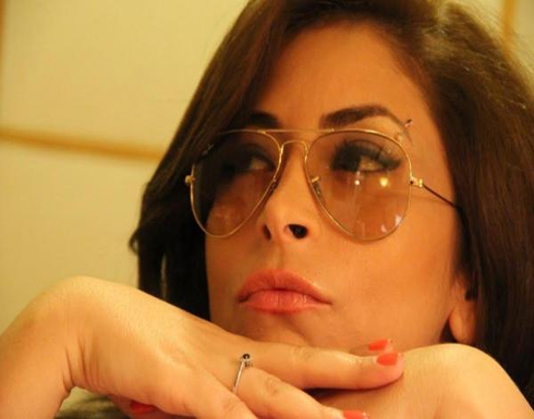 ديما بياعة تفاجئ جمهورها بـ"لوك" جديد.. بالفيديو ديما بياعة تفاجئ جمهورها بـ"لوك" جديد.. بالفيديو