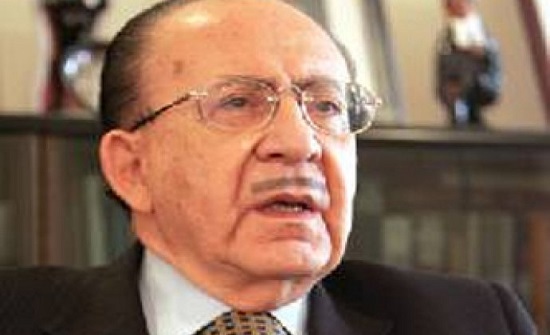 رئيس المجلس القضائي ينعى الوزير الأسبق طاهر حكمت رئيس المجلس القضائي ينعى الوزير الأسبق طاهر حكمت