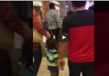 بالفيديو.. لحظة القبض على شاب حاول سرقة طفل من أمه داخل مول