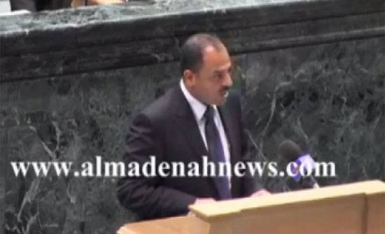 ابو صعيليك للحكومة : لماذا منحت وزارة الطاقة لشركة الكهرباء صلاحية اصدار تراخيص توليد الطاقة الشمسية ابو صعيليك للحكومة : لماذا منحت وزارة الطاقة لشركة الكهرباء صلاحية اصدار تراخيص توليد الطاقة الشمسية