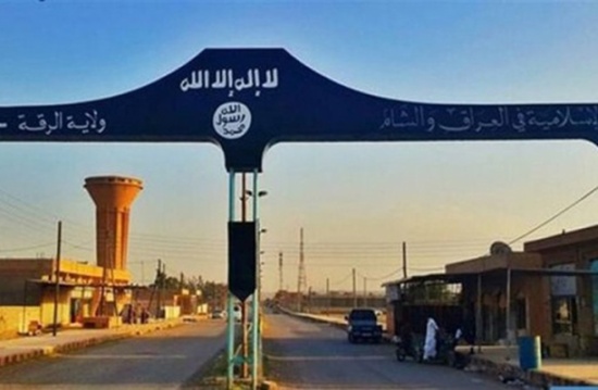 خبير عسكري روسي يكشف عن الآليات المتوقعة لـ"تحرير" الرقة خبير عسكري روسي يكشف عن الآليات المتوقعة لـ"تحرير" الرقة