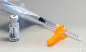 إدارة الغذاء والدواء الأمريكية تضيف تحذيراً إلى لقاحات كورونا حول خطر الإصابة بالتهاب القلب