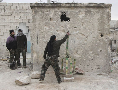 واشنطن تعلق إرسال المساعدات غير الفتاكة لشمال سوريا