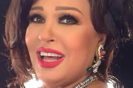 صور : فيفي عبده على الـ"جت سكي" وعلى "بيتش باجي" صور : فيفي عبده على الـ"جت سكي" وعلى "بيتش باجي"