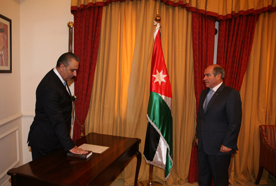 الشريدة يؤدي اليمين القانونية رئيسا لمجلس مفوضي سلطة العقبة الخاصة الشريدة يؤدي اليمين القانونية رئيسا لمجلس مفوضي سلطة العقبة الخاصة