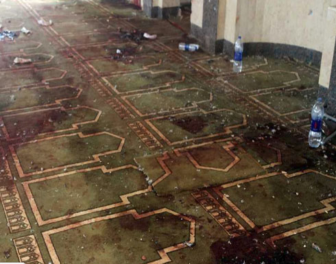 دماء على المنبر.. شهود يصفون الموت في "الجمعة السوداء" دماء على المنبر.. شهود يصفون الموت في "الجمعة السوداء"