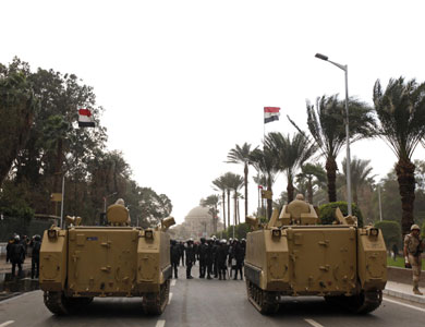 الداخلية المصرية تحذِّر من أنها ستتصدى بحزم لأية مظاهرة تخرج عن السلمية