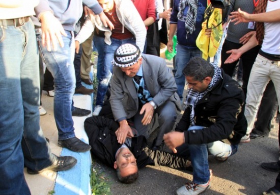 إسرائيل تمنع فلسطينيين من إقامة قرية " كسر القيد "