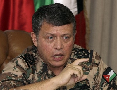 الملك يزور حرس الحدود على الواجهة الشمالية الشرقية الملك يزور حرس الحدود على الواجهة الشمالية الشرقية