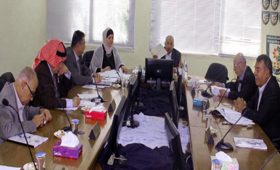 مجلس أمناء جامعة البلقاء التطبيقية يجري تشكيلات أكاديمية شملت تعيين نواب لعمداء كليات الجامعة مجلس أمناء جامعة البلقاء التطبيقية يجري تشكيلات أكاديمية شملت تعيين نواب لعمداء كليات الجامعة