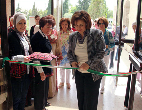 التنمية الاجتماعية تتنفذ المرحلة الاولى لحملة مساندة الاسر بالعودة للمدارس التنمية الاجتماعية تتنفذ المرحلة الاولى لحملة مساندة الاسر بالعودة للمدارس