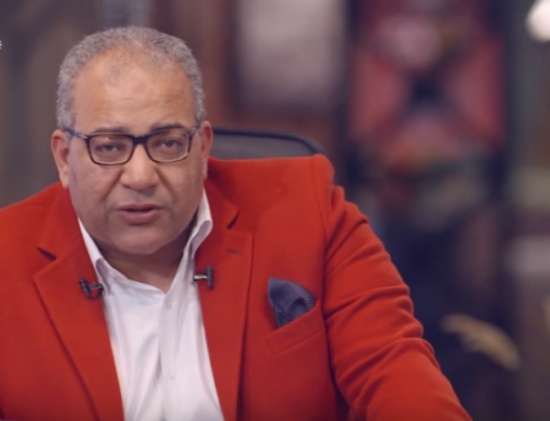 فيديو| برنامج تلفزيوني يعتذر للمشاهدين بعد نوم مقدم البرنامج! فيديو| برنامج تلفزيوني يعتذر للمشاهدين بعد نوم مقدم البرنامج!