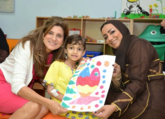 سيدة الأعمال الأردنية عبير خليل تزور مرضى مركز الحسين للسرطان سيدة الأعمال الأردنية عبير خليل تزور مرضى مركز الحسين للسرطان