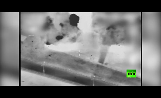 فيديو : الاحتلال يقصف موقعا للمقاومة جنوب غزة