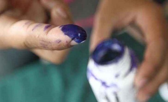 %6.5 نسبة الاقتراع في جميع المحافظات حتى الحادية عشرة صباحا