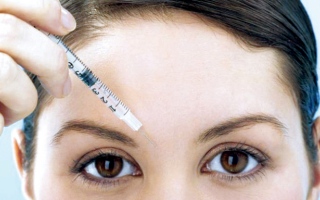 حشوات التجميل تسبب العمى حشوات التجميل تسبب العمى