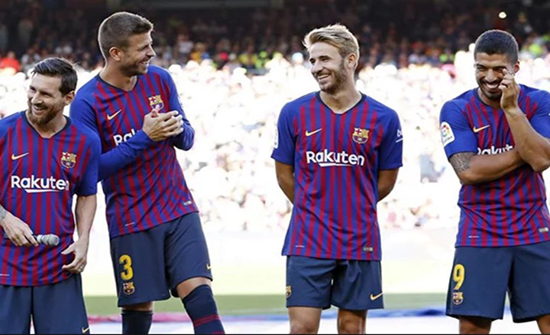 برشلونة يفسخ عقد لاعب وسط ميدانه برشلونة يفسخ عقد لاعب وسط ميدانه