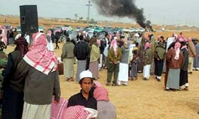 أهالي سيناء المصرية يتسابقون على مساعدة الغزاويين أهالي سيناء المصرية يتسابقون على مساعدة الغزاويين