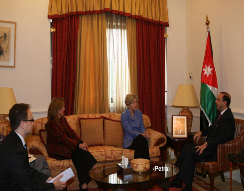 المومني: العلاقات الاردنية الاميركية علاقات تاريخية ومتميزة