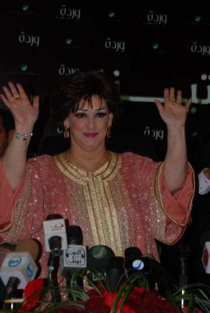 ورثة “وردة” يرفضون تقديم أى مسلسل عن قصة حياتها ورثة “وردة” يرفضون تقديم أى مسلسل عن قصة حياتها