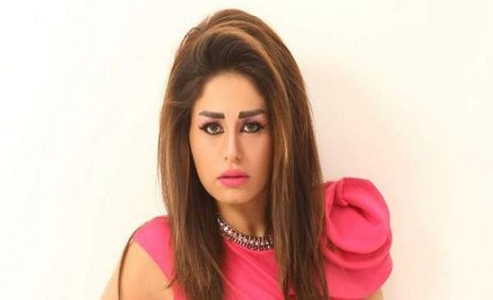 هل تجاوزت منة فضالي الخطوط الحمراء في هذه الصور؟ وما الذي كشفت عنه من جسمها؟ هل تجاوزت منة فضالي الخطوط الحمراء في هذه الصور؟ وما الذي كشفت عنه من جسمها؟