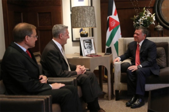 الملك يستقبل المفوض العام السابق للأونروا في الأردن