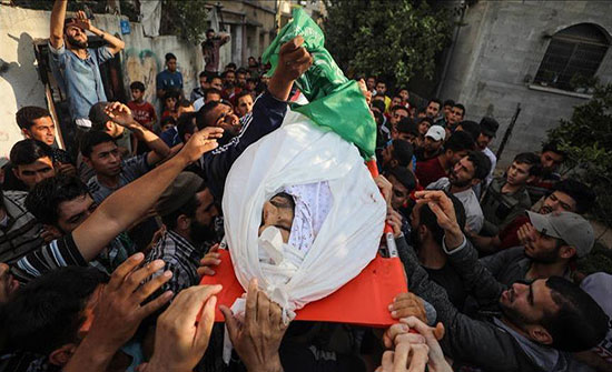 استشهاد فلسطيني متأثرا بجراحه في غزة استشهاد فلسطيني متأثرا بجراحه في غزة