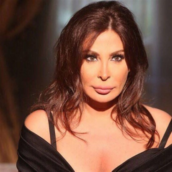 اليسا تثير ضجة بفيديو من كواليس thevoice.. وتقول: "بدي اكل شوكولا" اليسا تثير ضجة بفيديو من كواليس thevoice.. وتقول: "بدي اكل شوكولا"