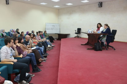 خلال ندوة في (الأردنية)  أنشطة الدعم الفني من المؤسسة الثقافية السويسرية