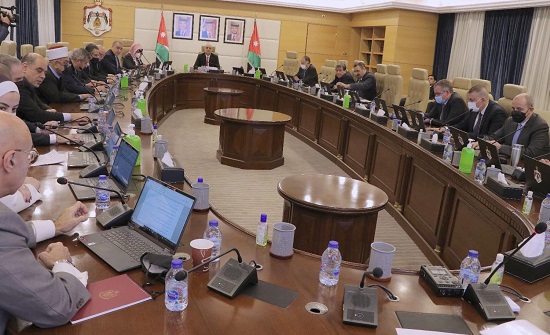 خصومات على ضريبة الأبنية والأراضي والمعارف والغرامات