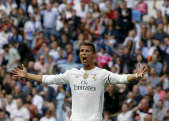 رسمياً .. كريستيانو رونالدو يصبح الهداف التاريخي لريال مدريد