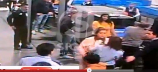 السفيرة المصرية تصفع شرطية قبرصية ( فيديو ) السفيرة المصرية تصفع شرطية قبرصية ( فيديو )
