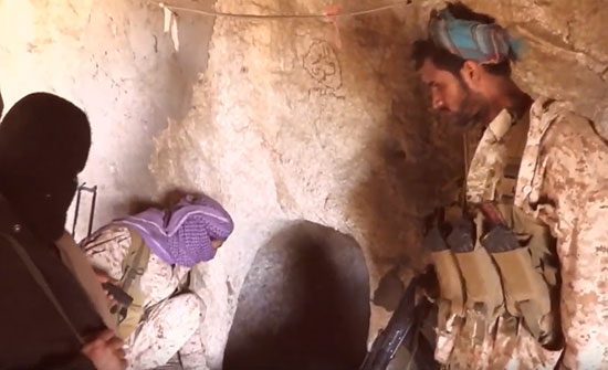 الجيش اليمني يعثر على شبكة أنفاق للحوثيين شمال صعدة الجيش اليمني يعثر على شبكة أنفاق للحوثيين شمال صعدة