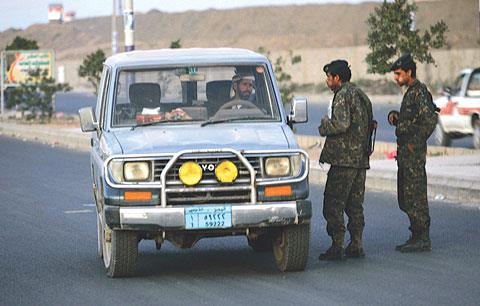 اجلاء 12 أردنيا من اليمن الى اسطنبول