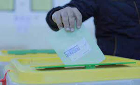 الكرك: ناخبون يشيدون بإجراءات الاقتراع