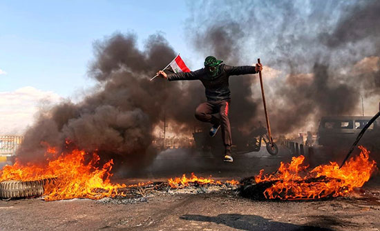 على وقع الاحتجاج..علاوي يبدأ مشاورات تشكيل حكومة العراق على وقع الاحتجاج..علاوي يبدأ مشاورات تشكيل حكومة العراق