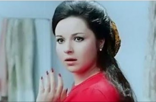 هل تذكرون الفنانة المعتزلة نورا؟.. شاهدوا كيف أصبح شكلها!