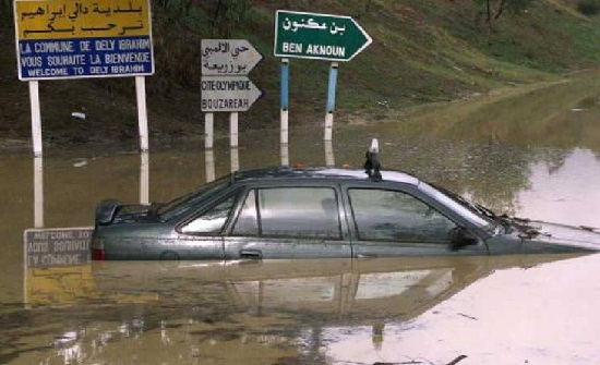 15 ولاية جزائرية مهددة بالغرق بسبب الفيضانات
