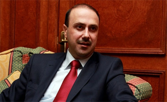 المومني يفتتح مشاريع تطوير كلية الإعلام بـ "اليرموك"