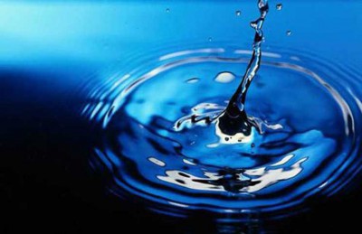 “الولادة تحت الماء”.. عرفتها مصر قبل 3400 عام ويعيد العالم اكتشافها