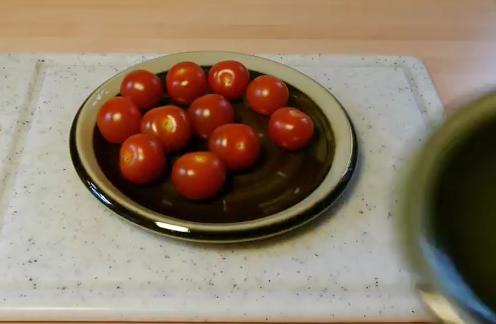 تقطيع الطماطم دفعة واحدة