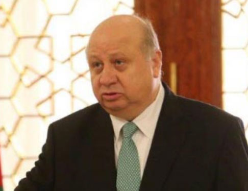 شقم يفتتح معرضا تراثيا وبازارا خيريا في "السخنة" شقم يفتتح معرضا تراثيا وبازارا خيريا في "السخنة"