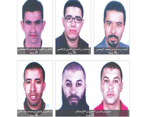الداخلية التونسية تنشر صور قتلة "بلعيد" وتدعو المواطنين للمساعدة فى اعتقالهم الداخلية التونسية تنشر صور قتلة "بلعيد" وتدعو المواطنين للمساعدة فى اعتقالهم