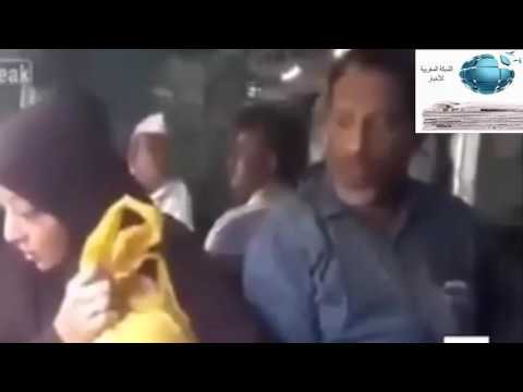 “فيديو”: زوج يعتدي بالضرب المبرح على زوجته أمام ركاب حافلة بالمغرب “فيديو”: زوج يعتدي بالضرب المبرح على زوجته أمام ركاب حافلة بالمغرب
