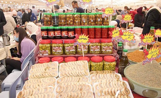 400 ألف دينار حجم المبيعات بمهرجان الرمان والمنتجات الريفية 400 ألف دينار حجم المبيعات بمهرجان الرمان والمنتجات الريفية