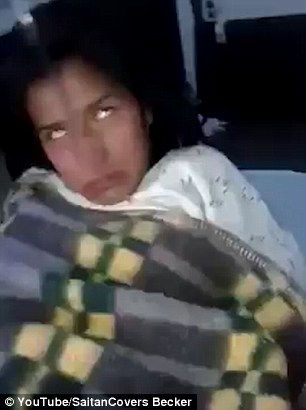 بالفيديو .. امرأة تتحول لكائن مخيف أثناء ولادتها بالفيديو .. امرأة تتحول لكائن مخيف أثناء ولادتها
