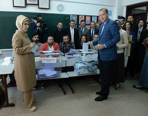 نتائج أولية : حزب أردوغان يكتسح الانتخابات التركية نتائج أولية : حزب أردوغان يكتسح الانتخابات التركية