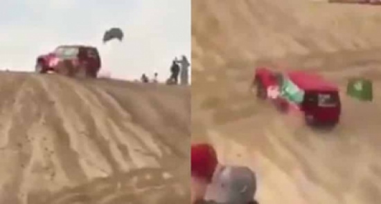 بالفيديو: سعودي يمازح اماراتيين خلال التطعيس .. ولسان حالهم “الله لايعيدها من مشاركة”